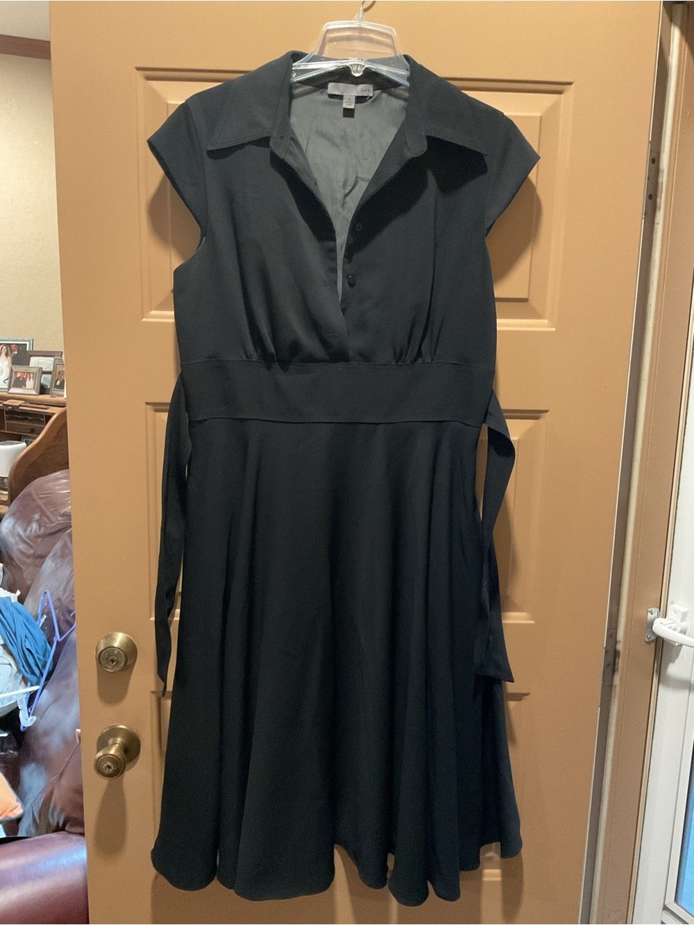Elegant Black Midi Shirtwaist Dress with Self Tie Waist
